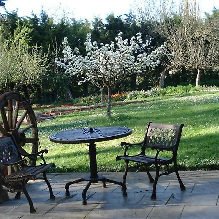 Country house Caserio Maribel Apricano